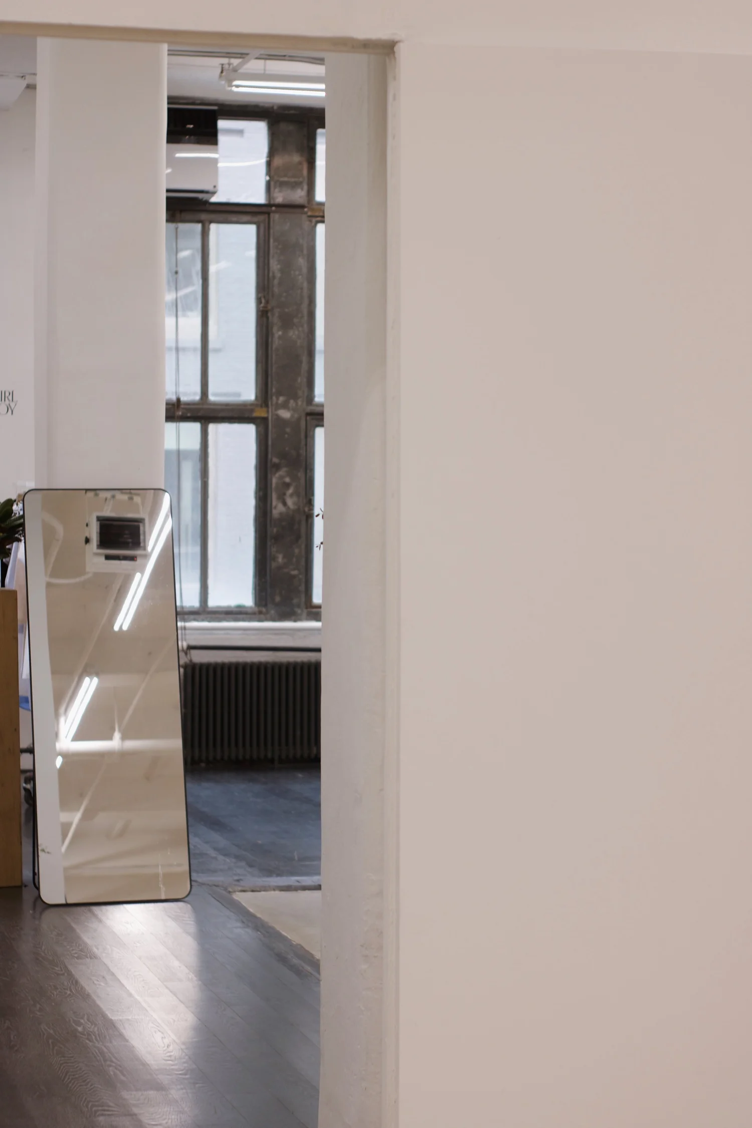 Metta showroom detail 12